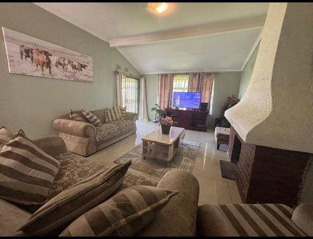4 BEDROOM HOUSE FOR SALE IN WESTVILLE